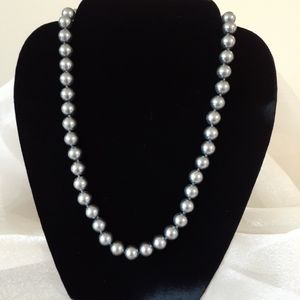 Vintage Grey Faux Pearl Single Strand Necklace 1960's
